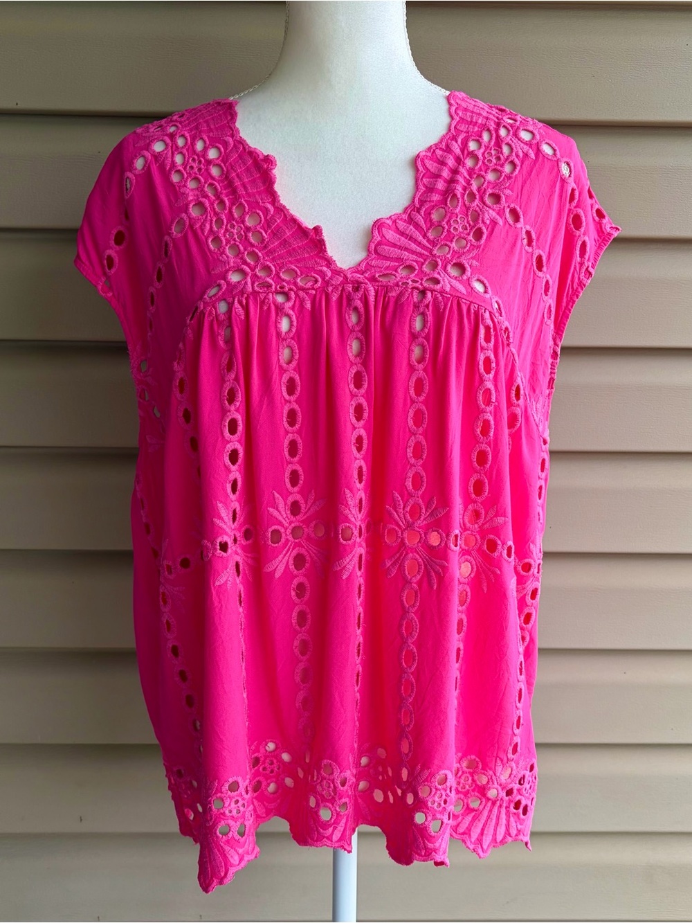 •Studio JPR• Hot Pink Eyelet Embroidered Boho Blouse – Size XL